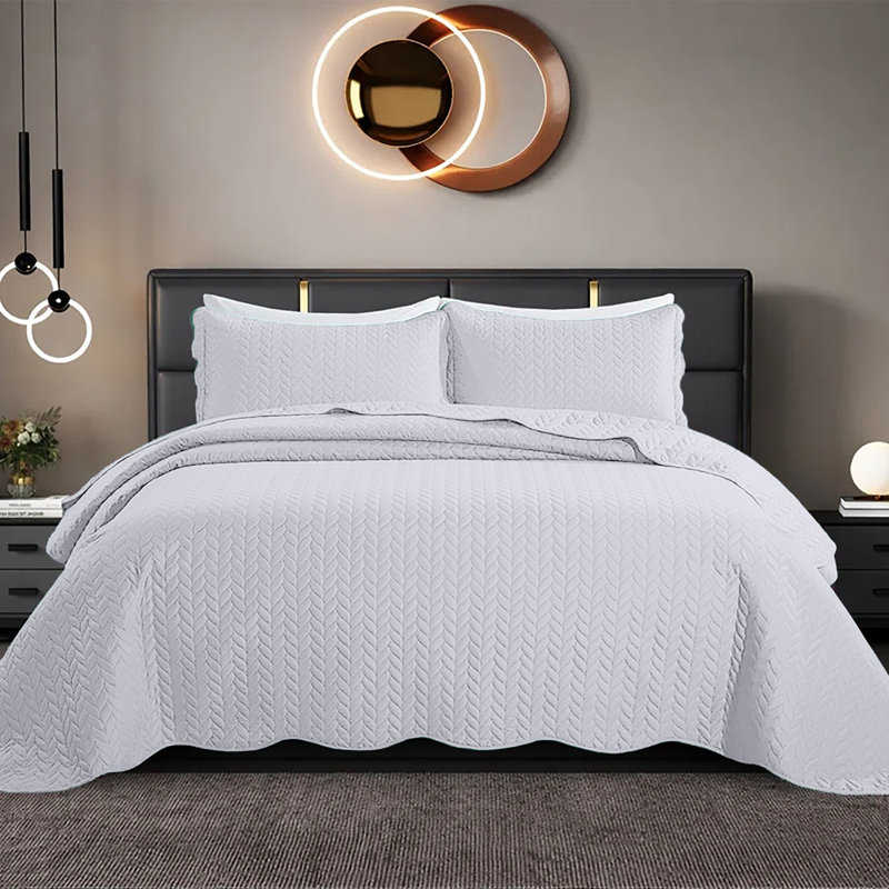 Embossed Microfiber Quilt Coverlet Set, White, Twin ( 66 Inc x 86 Inc )