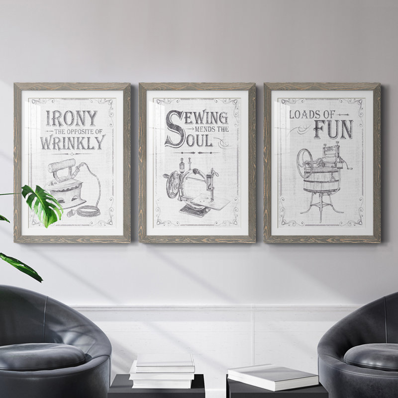 Laundry Laundry II - ensemble de 3 reproductions de cadres photo, H 20 po x l 51 po x P 1,5 po, Gris
