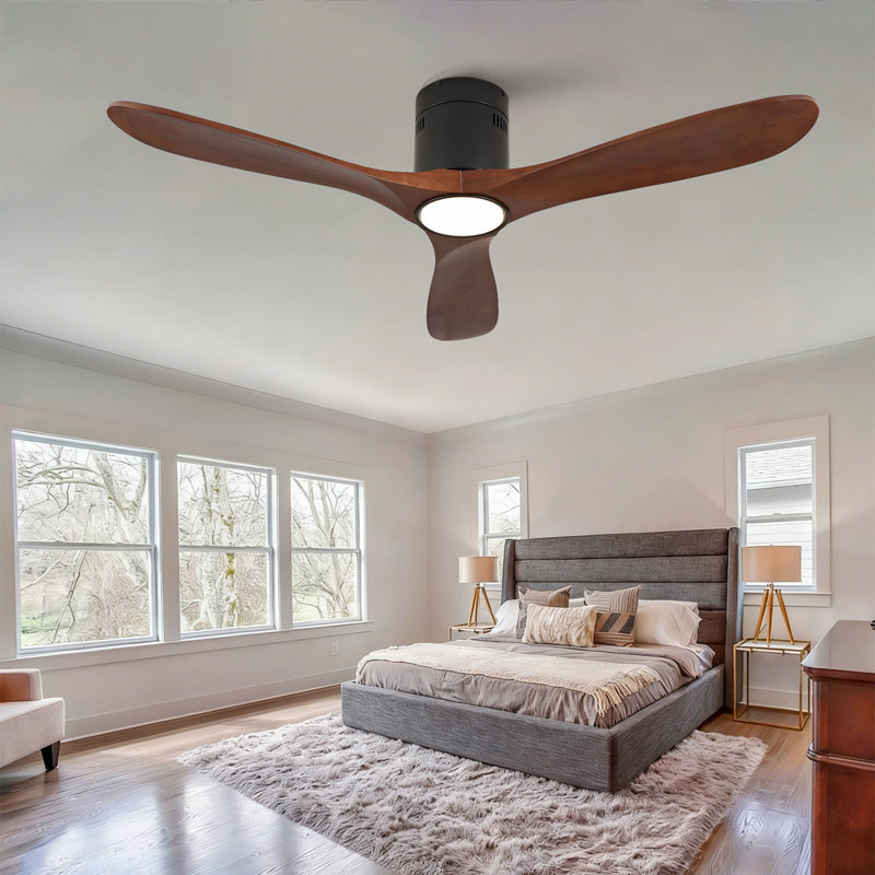 Ventilateur de plafond encastré de 52 pouces avec lumière, télécommande, pales en bois massif, à intensité variable, réversible, fonctionnement silencieux, fonction de mémoire de mise hors tension, conception à profil bas. Convient aux chambres à coucher, aux patios et à l'intérieur