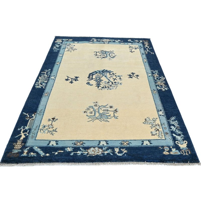 Tapis oriental moderne à bordure crème unique 4 x 6 One-of-a-Kind