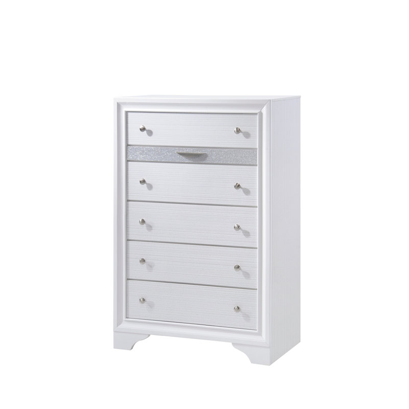 Commode 5 tiroirs de style traditionnel en bois