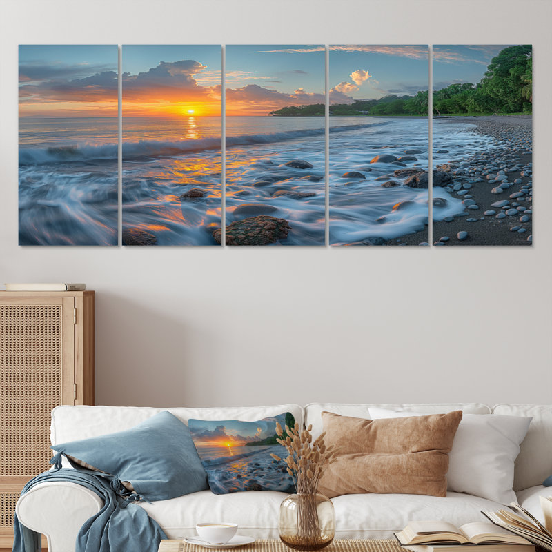 Photo panoramique de la plage rocheuse au lever du soleil I - ensemble d'art mural plage, H 32 po x l 80 po
