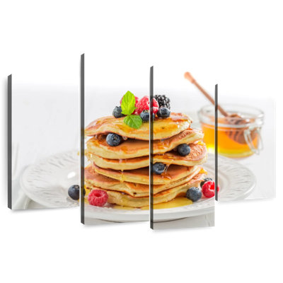Yarlin Berry Honey Pancakes