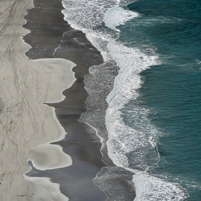 " Big Waves "