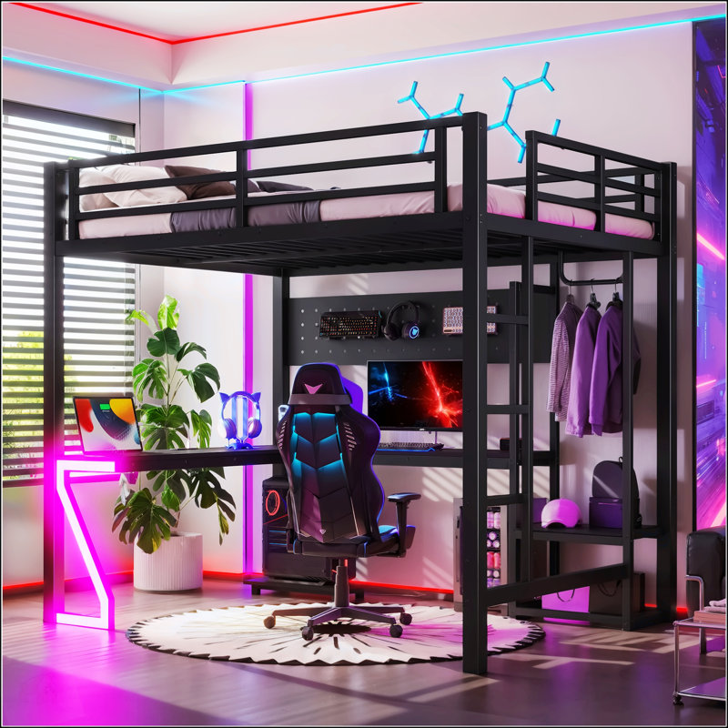 Lit mezzanine double en métal avec bureau en forme de L, ports USB et lumières de jeu en forme de Z, parfait pour les petits espaces et l'esthétique moderne