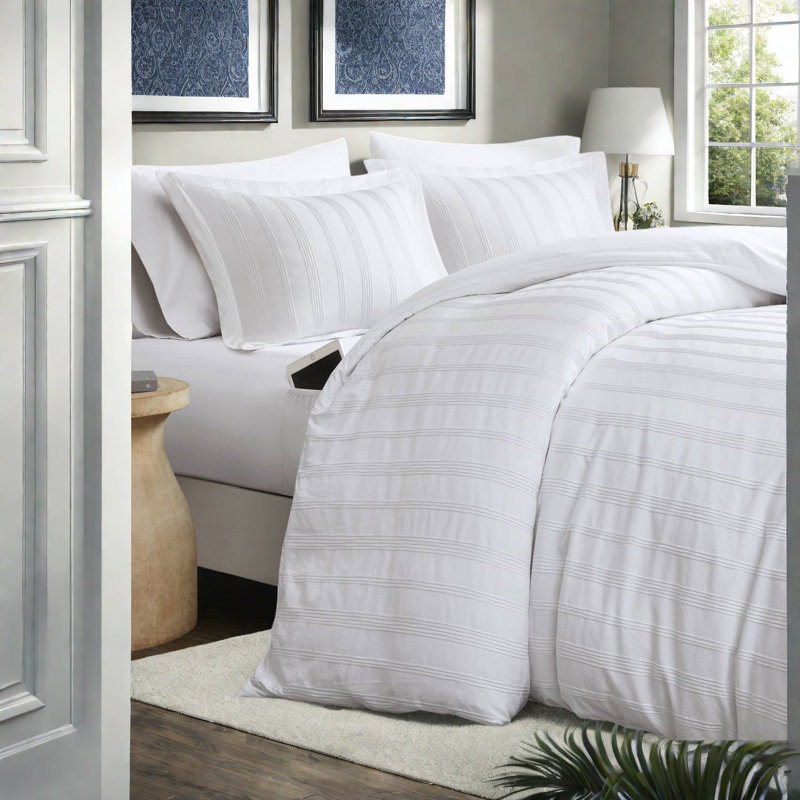 Ensemble de literie pour grand lit durable, polyester tissé et microfibre à rayures modernes