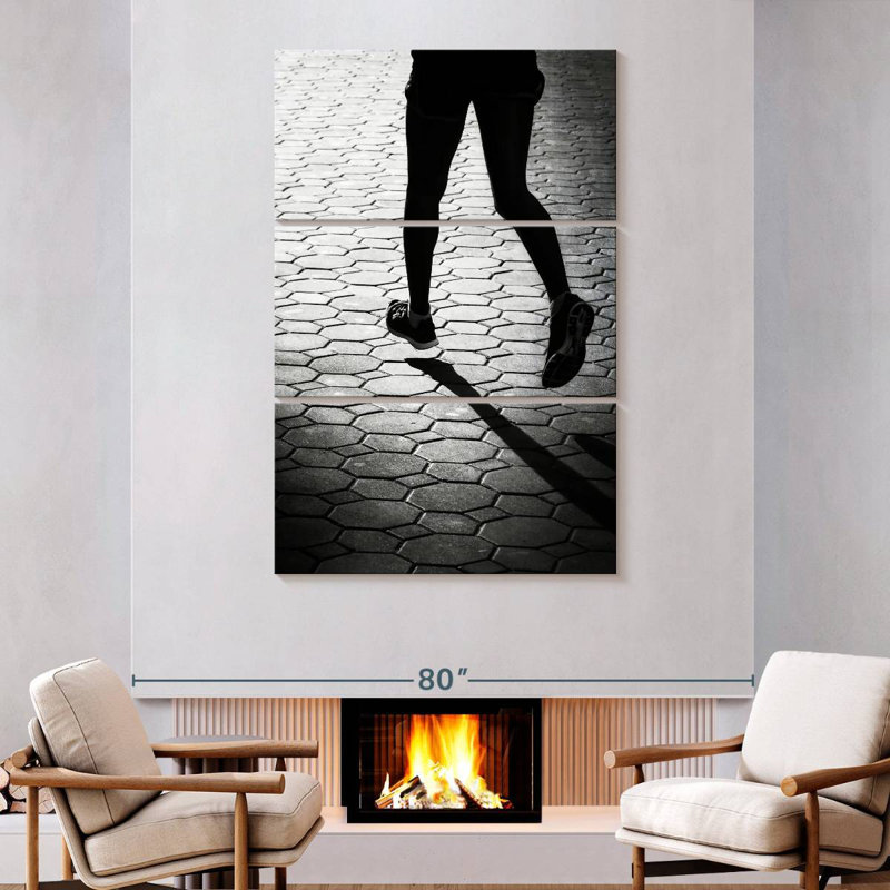 Sireci BW Jogging, 74" H x 48" W