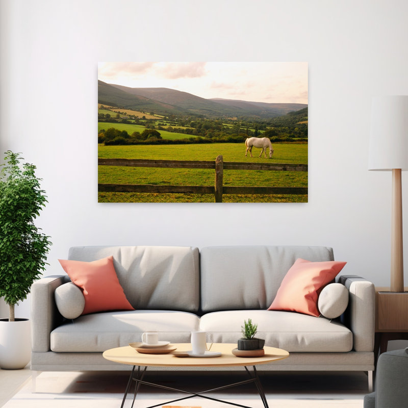 Cheval dans un champ, comté d'Enniskerry, Wicklow, République d'Irlande, art contemporain abstrait, paysage de cheval
