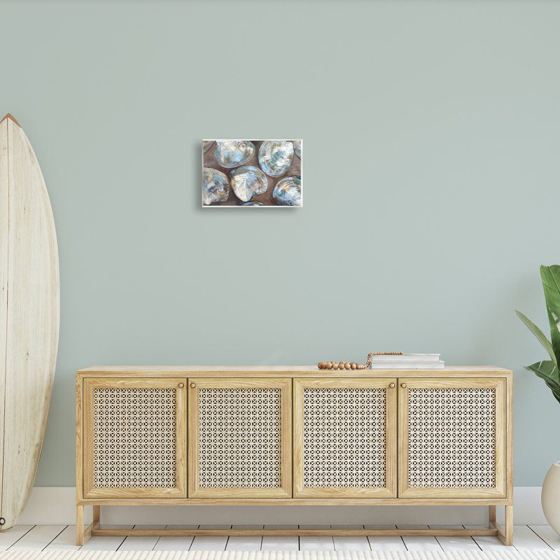 «Clam Shell», art mural par Jeanette Vertentes, H 10 po x l 15 po