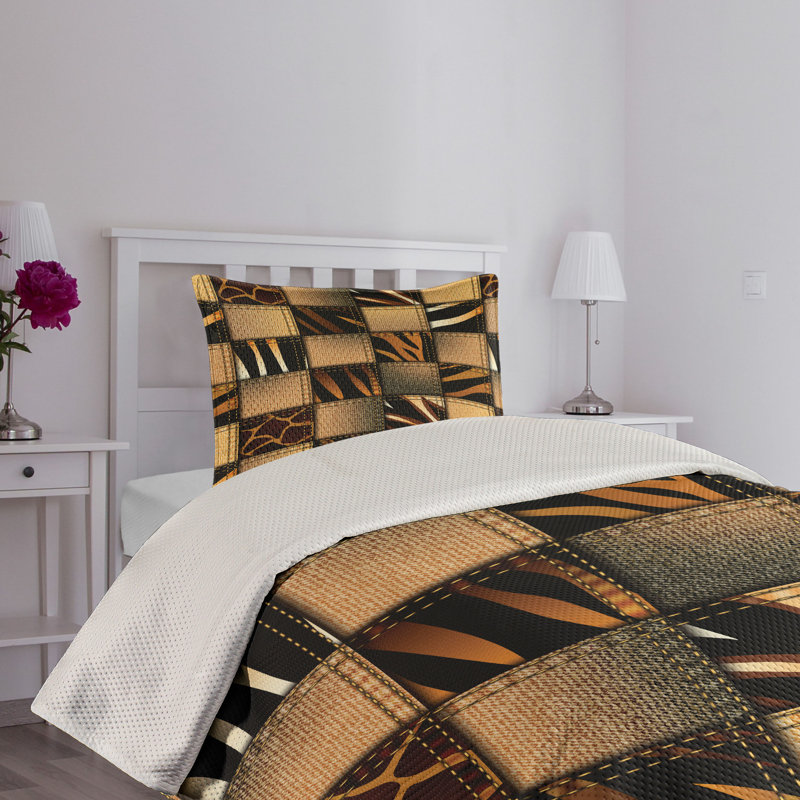 Twin Size White and Brown Quilted Bedspread Set