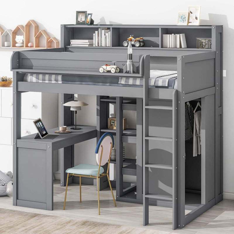 Lit mezzanine en bois avec plusieurs tablettes de rangement et garde-robe, gris