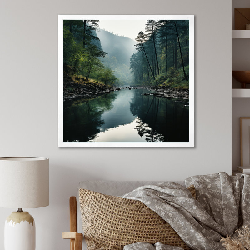 Photo d'une rivière dans les montagnes canadiennes, Cadre simple blanc, H 16 po x l 16 po x P 1 po