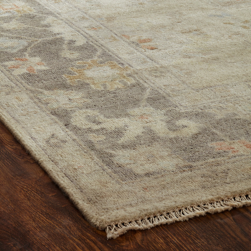 Premo Wool Oriental Area Rug in Ivory, Rectangle 2' x 3'