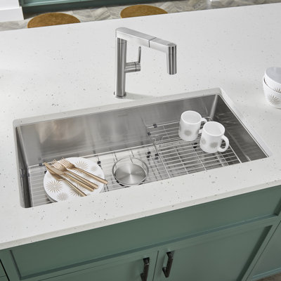 Quatrus Stainless Steel 32" L x 18" W Undermount Kitchen Sink