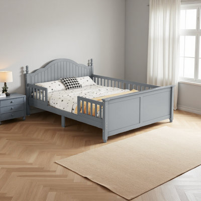Lit plateforme en bois avec tête et pied de lit
