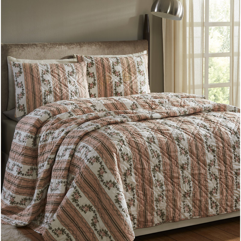 Marie Quilt Set, Blush, King Quilt + 2 King Shams