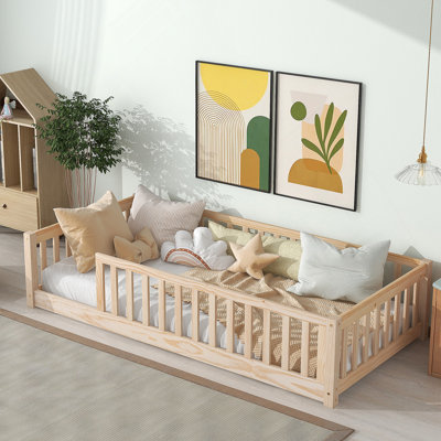 Lit en bois massif Blythedale