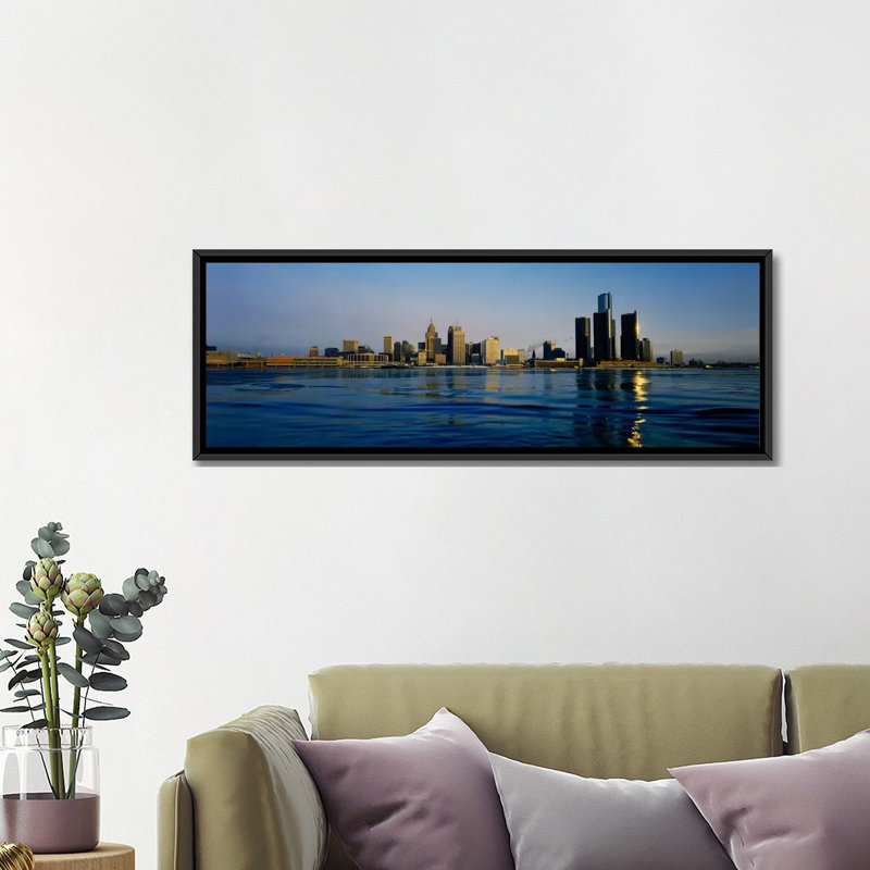 «Buildings at the Waterfront, Detroit, Michigan», reproduction de photo sur toile, H 14 po x l 16 po x P 48 po