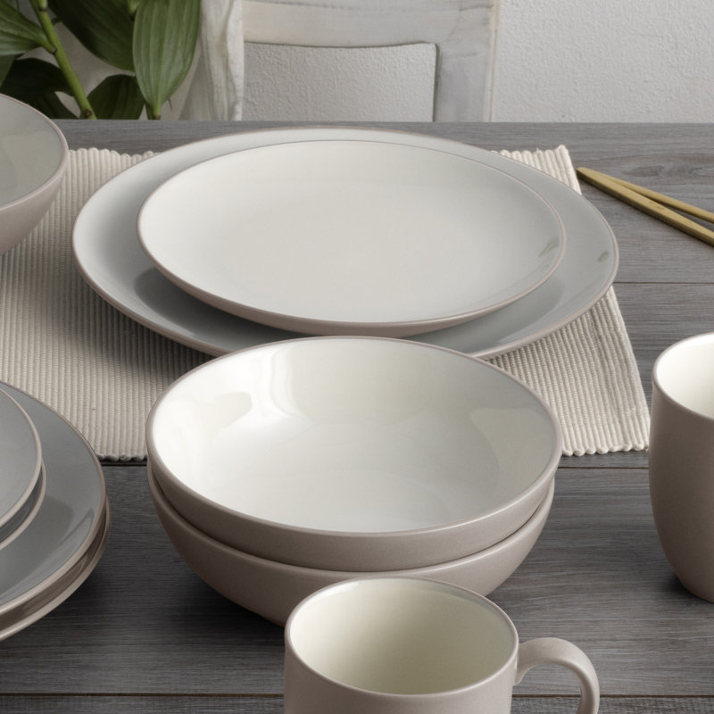 White and Sand Ceramic 16-Piece Dinnerware Set, Service for 4