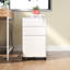 3 classeurs mobiles en blanc, tout en métal, roulettes pour faciliter les manœuvres, armoire de bureau, deux tiroirs peu profonds et un tiroir profond, entièrement assemblé, conception, 110 lb / tiroir, organisateur rapide blanc, mobilité, utilisation,