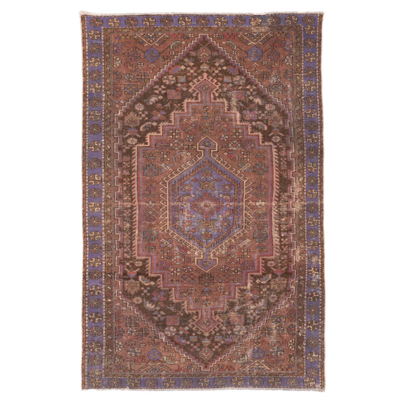 Tapis rouge Antalya 4 pi 0 po x 6 pi 1 po