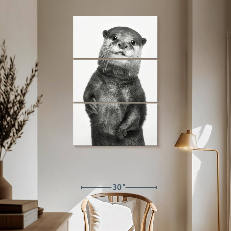 Brampt Monochrome Otter, 65" H x 42" W
