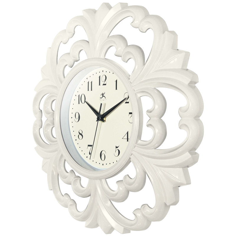 Horloge murale en plastique ivoire 15,5 po Siebeld Wisteria, Ivoire ivoire