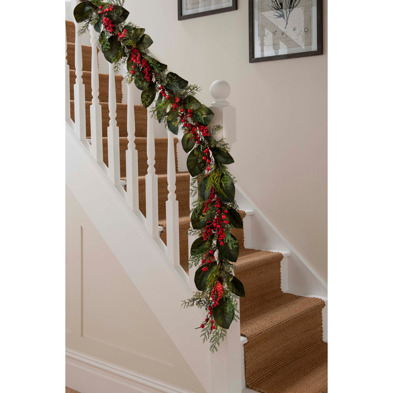 MAGNOLIA BERRY  - 6ft x 10" Artificial Christmas Garland