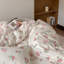 Ensemble de literie en microfibre blanc, rose, vert et fleurs-115430409