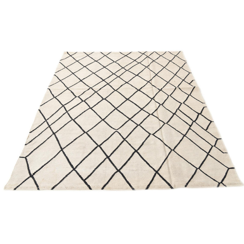 Tapis noir et blanc 5 Petrella