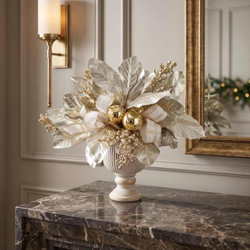 Arrangement de feuilles de magnolia avec nœuds, Gold