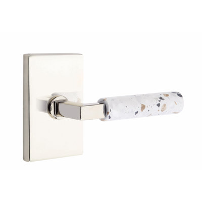 Ensemble de faux levier Emtek Select, rosette rectangulaire moderne, tige carrée en L, poignée en terrazzo clair