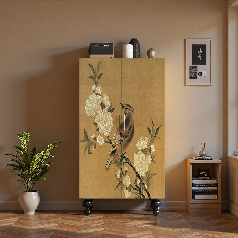Armoire élégante en bois de pin