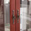 Vitrine en chêne 2 portes avec les mêmes caractéristiques que ci-dessus-109919092