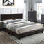 Grand lit moderne en similicuir avec tête de lit réglable, mobilier de chambre élégant pour les espaces contemporains-683750027