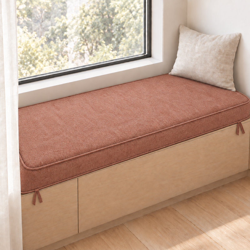 Coussin de banquette sur mesure de 7,6 cm de haut avec double passepoil et 2 attaches pour banquette de salle à manger ou coin repas.