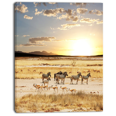 Zèbres et antilopes en Afrique, reproduction de photo sur toile tendue