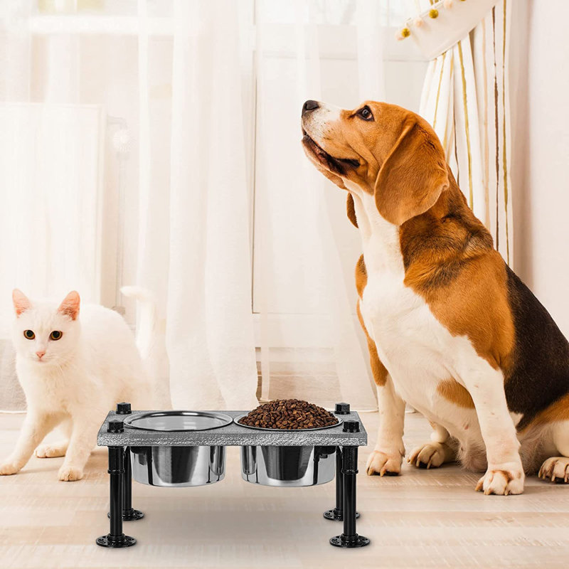 Anti-Skid Elevated Feeder, Gray, Large (7.87")