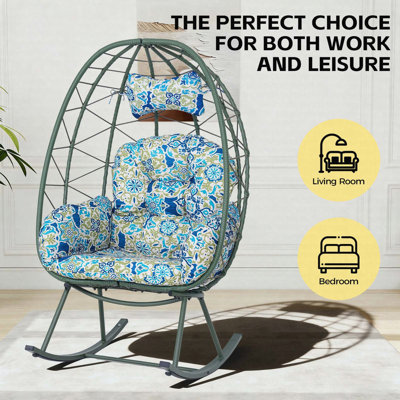 Fauteuil berçant intérieur / extérieur en osier avec coussin et coussin
