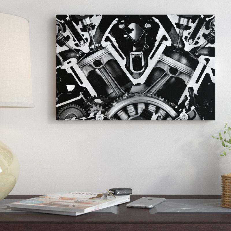 Lyall «Car Engine Front Grayscale», impression, H 18 po x l 26 po x P 1,5 po, Toile avec cadre noir patiné