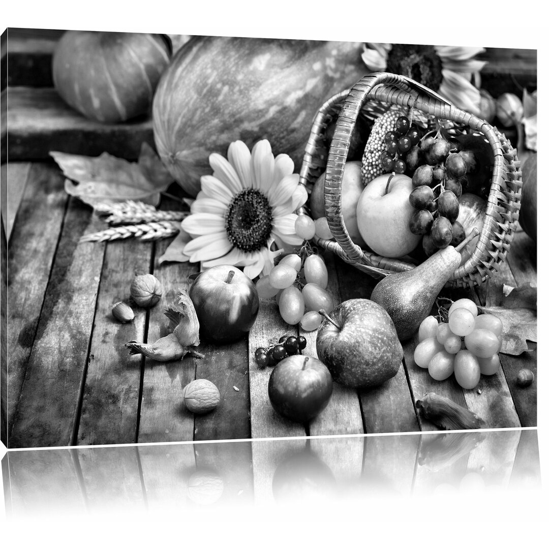 Leinwandbild Herbstlicher Obstkorb in Monochrom