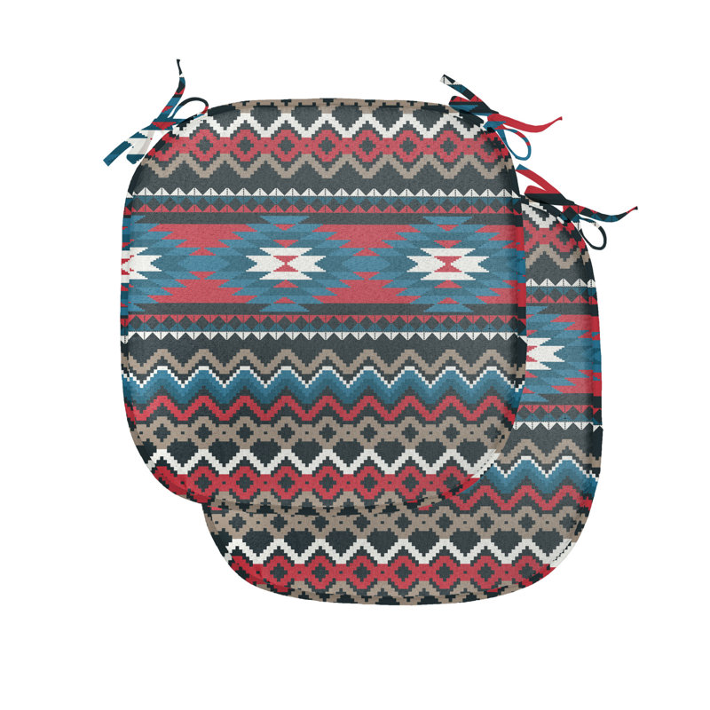 Coussin de siège pré / historique à rayures Folkloric