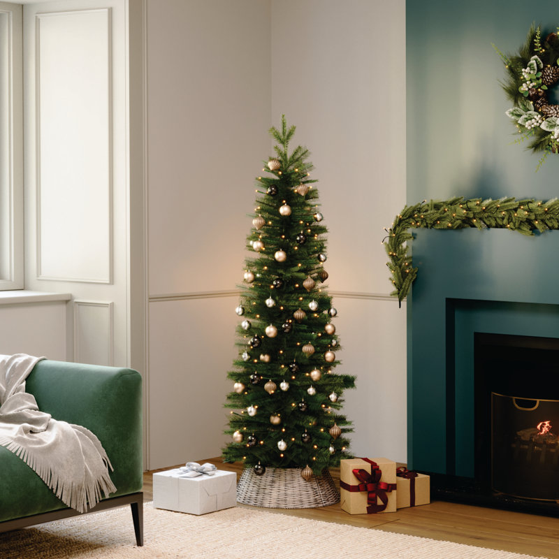6' H Lighted Artificial Christmas Tree