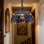 Luminaire suspendu de style Tiffany avec abat-jour en verre coloré bleu mauve, finition bronze antique, comprend une chaîne de 24 pouces et un cordon de 32 pouces pour une installation câblée