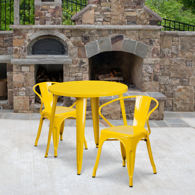 Duluth 30'' Round Metal Indoor-Outdoor Table Set with 2 Arm Chairs