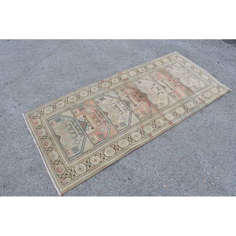 Tapis turc de piste avec motif géométrique unique dans des tons pastel doux décoré de laine à la main beige / vert