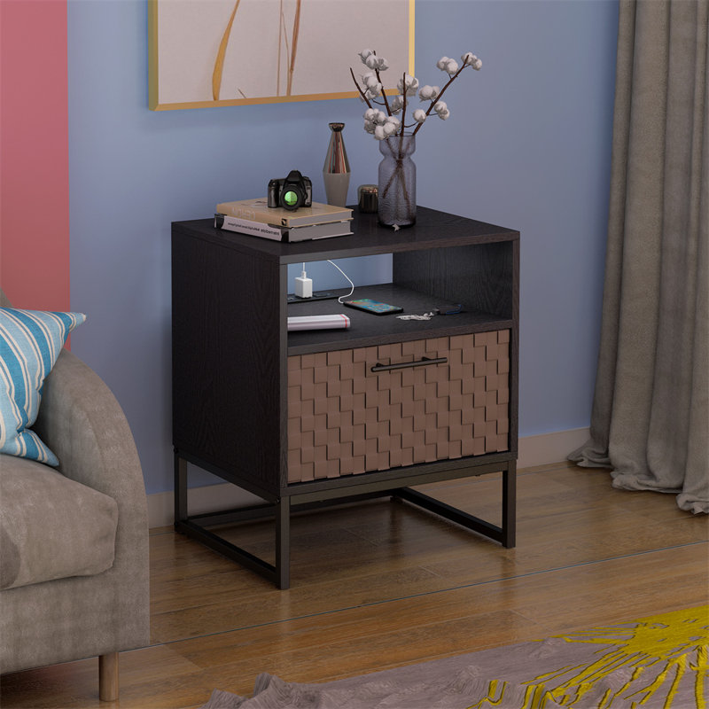 18.78 " W Bachelor's Chest Nightstand