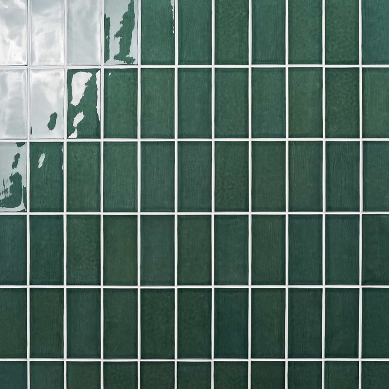 Nabi Subway Deep Emerald Green 4.5X9 Crackled Glossy Glass Tile, Deep Emerald Green
