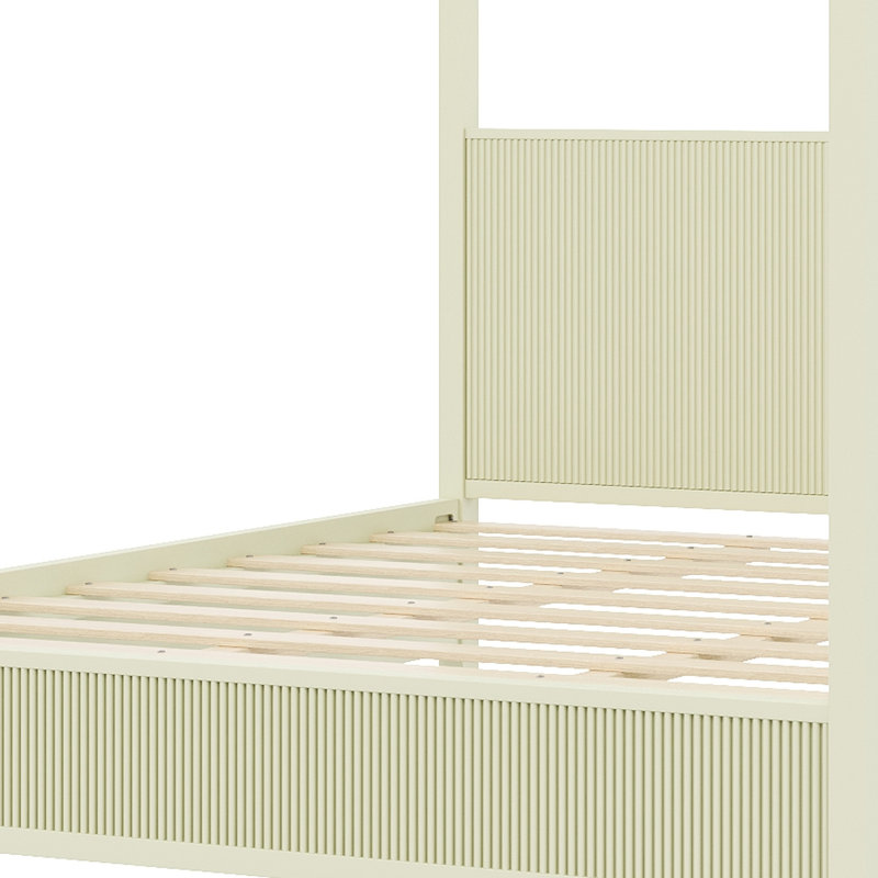 Lit plateforme à baldaquin en bois avec panneaux cannelés et sommier à lattes robuste pour chambres modernes