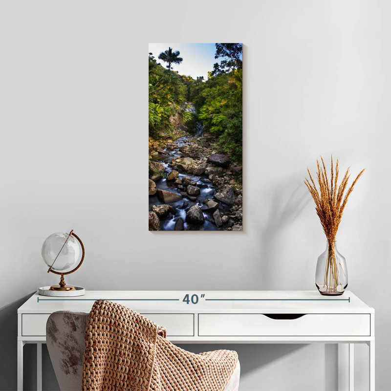 El Yunque Stream, 24" H x 12" W